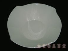 9"轉角四方碗